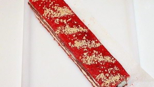 пирожное красный бархат