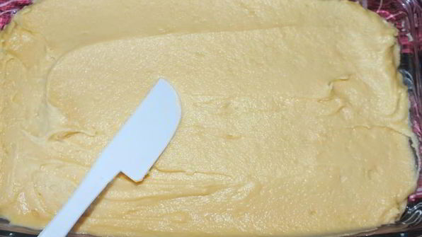 пирожные с абрикосовым джемом и безе