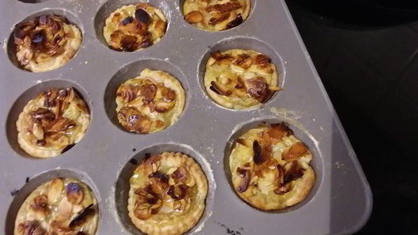 португальское пирожное натас с яблоками