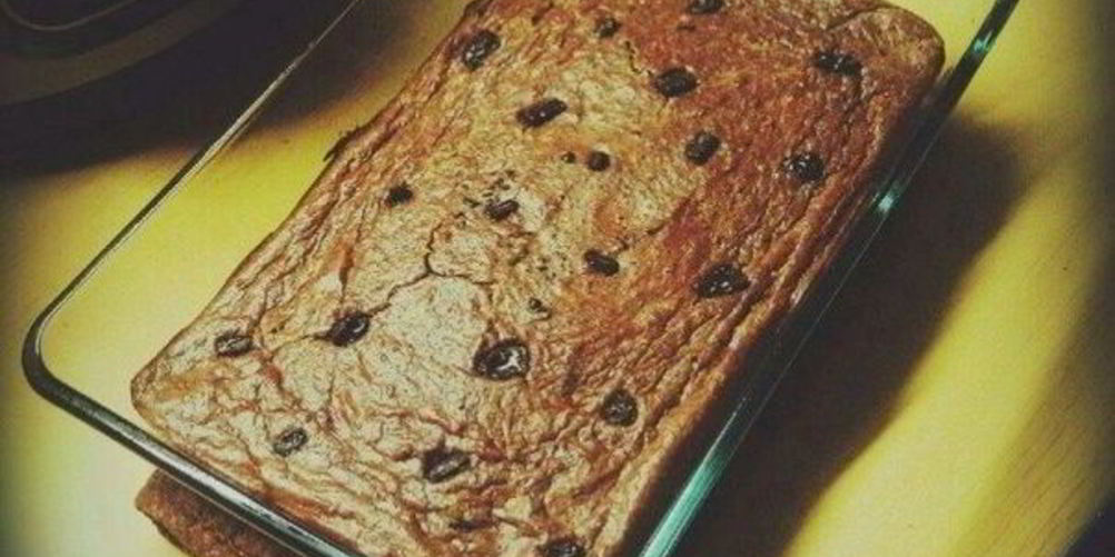 Рецепт шоколадна-творожного брауни с вишней