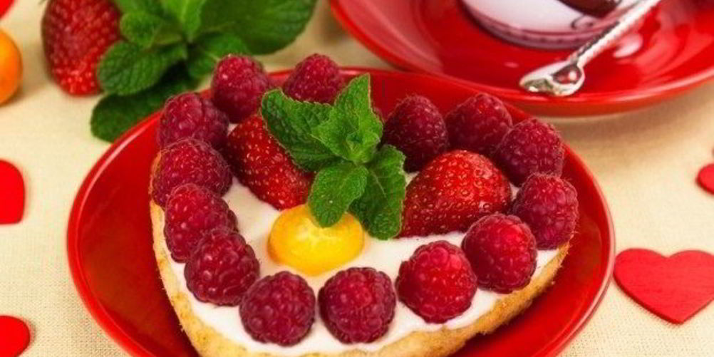 Рецепт цитрусовых пирожных валентинок с фруктами