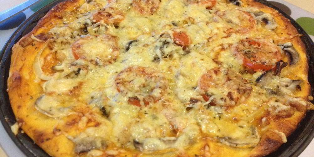 Рецепт домашней пиццы с курицей и грибами