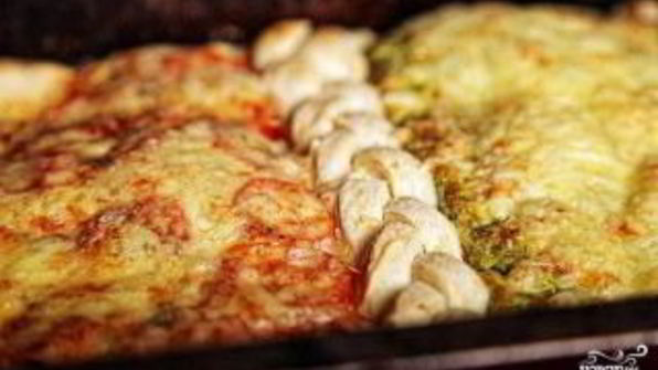 пицца на слоеном тесте