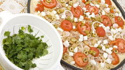 Пицца с брынзой и оливками