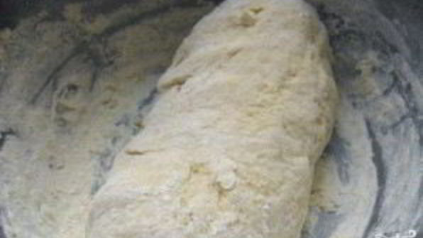 пицца с копченой колбаской