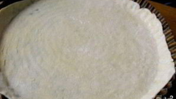 пицца с копченой колбаской