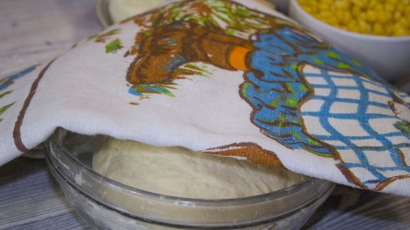 пицца с кукурузой