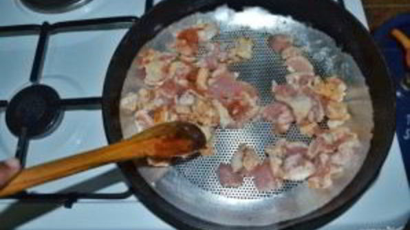 пицца с курицей и ананасами