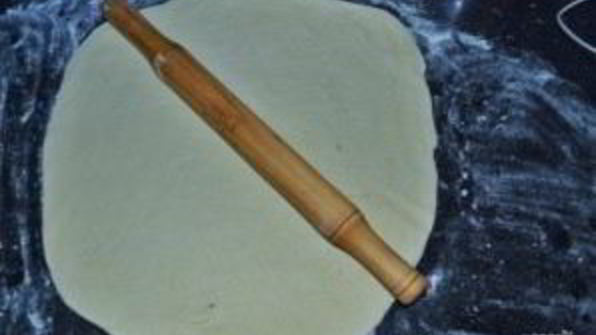 пицца с курицей и ананасами