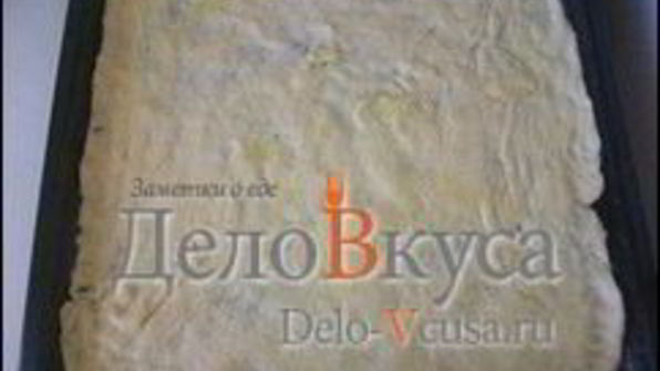 пицца с курицей, шампиньонами и сыром без томатной основы