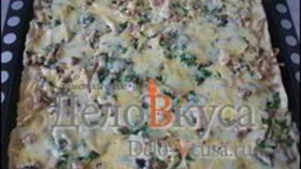 пицца с курицей, шампиньонами и сыром без томатной основы