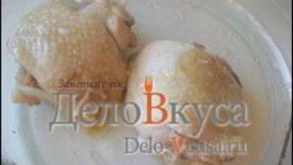 пицца с курицей, шампиньонами и сыром без томатной основы