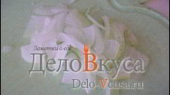 пицца с курицей, шампиньонами и сыром без томатной основы