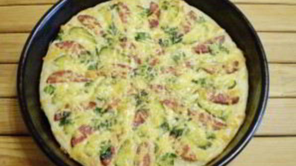 пицца с солеными огурцами