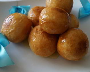 Греческие пончики Лукумадес