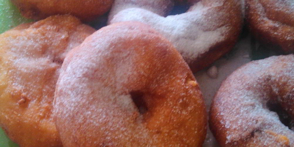 Рецепт пончиков творожных в сахарной пудре