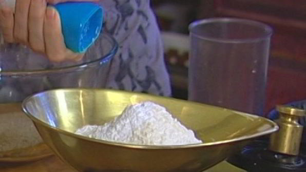 апельсиновая коврижка с кедровыми орешками