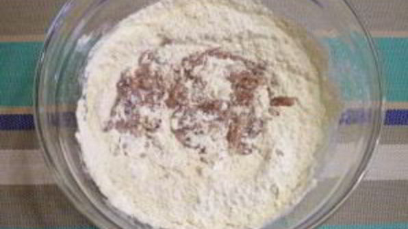 коврижка с вареньем на кефире