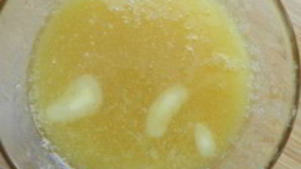 медовая шарлотка с яблоками