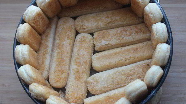 необычная шарлотка