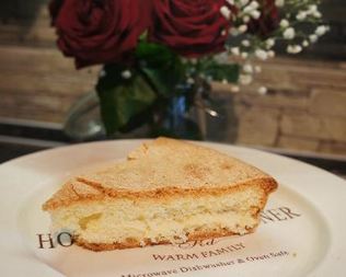 Шарлотка из яблок