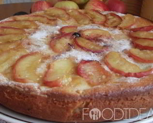 Шарлотка на сковороде