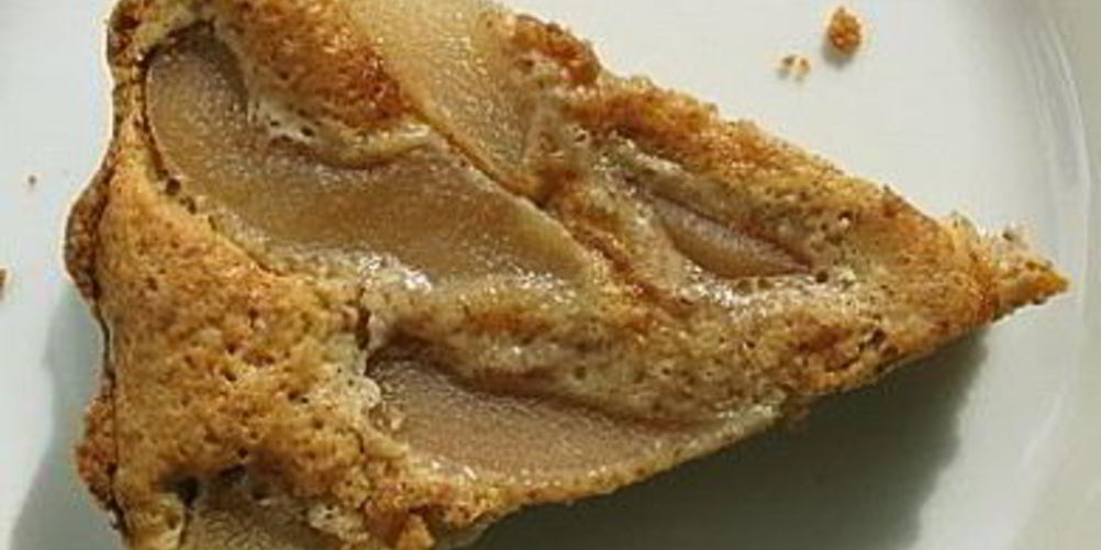 Рецепт шарлотки с грушей в мультиварке