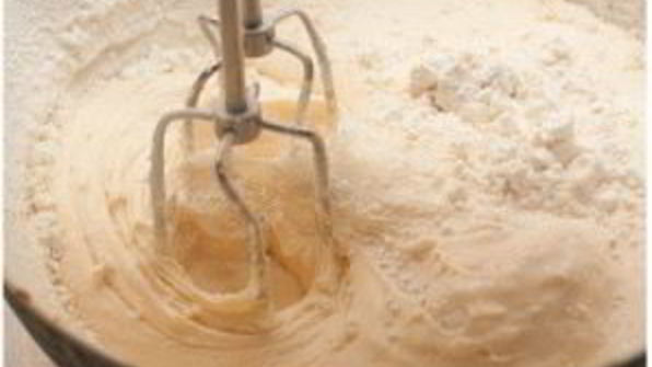 шарлотка с персиками