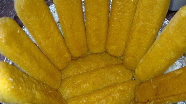 шарлотка с савоярди