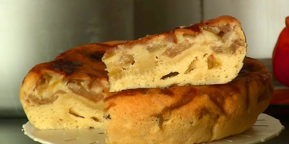 Рецепт шарлотки с яблоками в мультиварке яблочная