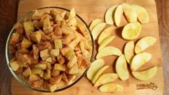 шарлотка с яблоками