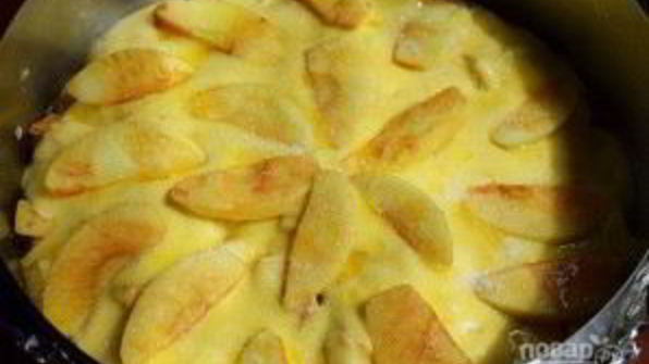 шарлотка с яблоками