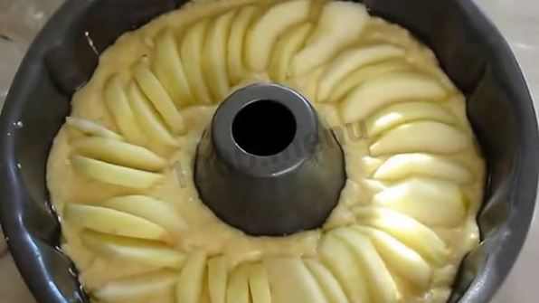 шарлотка творожная с творогом в духовке