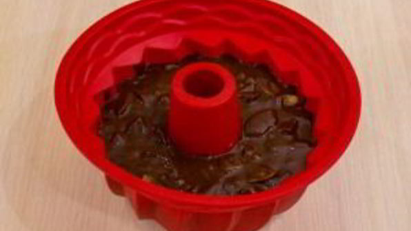 шоколадная шарлотка с грушей