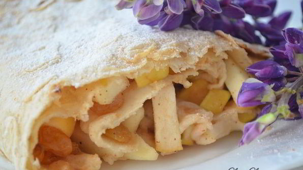 ленивый яблочный штрудель