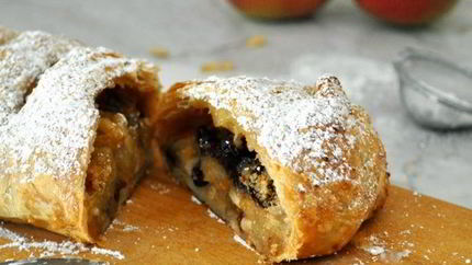 Штрудель из готового слоеного теста