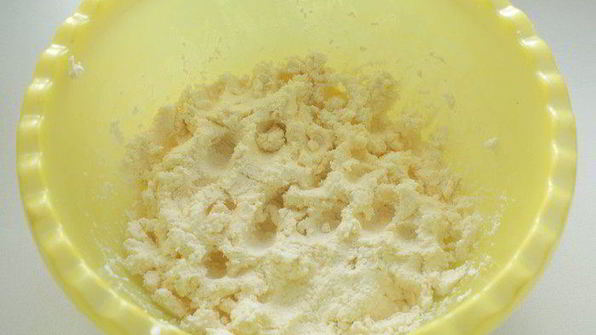 штрудель из творожного теста с яблоками и клюквой