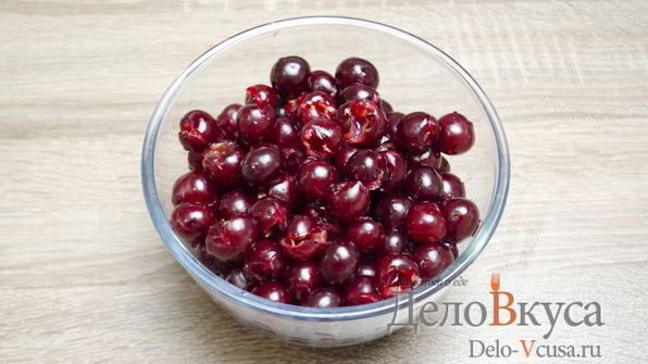 штрудель с вишней