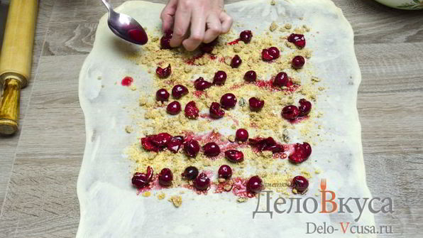 штрудель с вишней