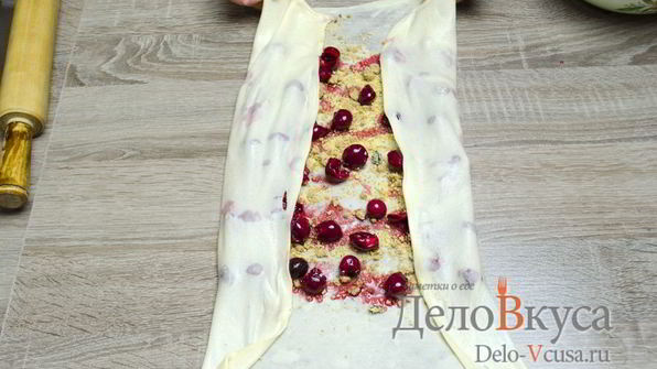 штрудель с вишней