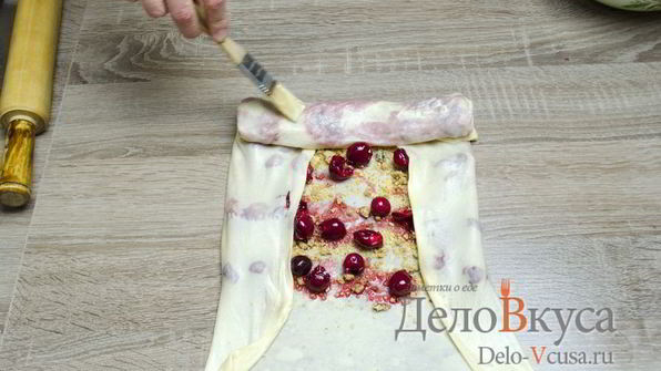 штрудель с вишней