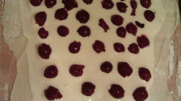 штрудель снежная вишня