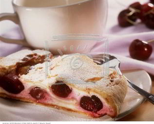 Вишневый штрудель по-пражски