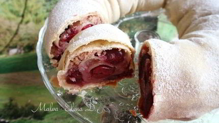 Вишневый штрудель