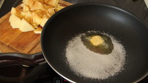 яблочно-вишневый штрудель