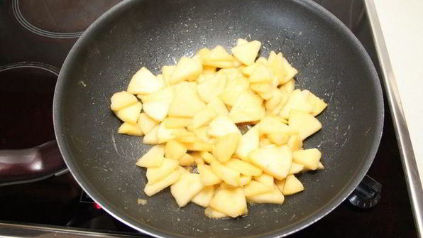 яблочно-вишневый штрудель