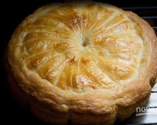 Слойки Питивье