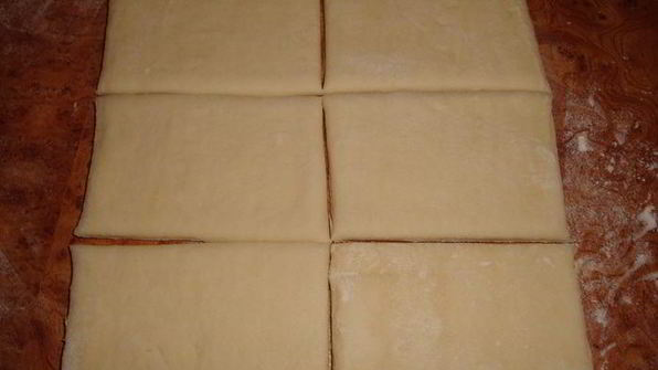 слойки по-киевски с творогом