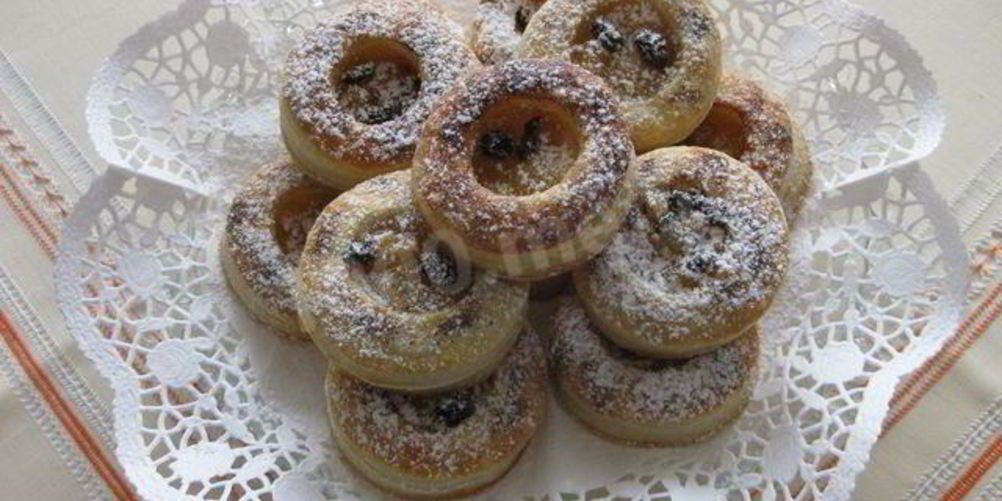 Рецепт слоек розинки