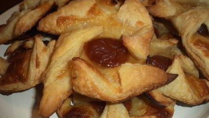 Слойки с абрикосами